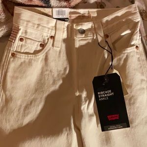 Levi’s Ribcage Ankle Straight Jeans - Chasing Rainbows